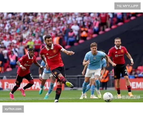 英超赛季竞争激烈 中游球队差距缩小格局混乱